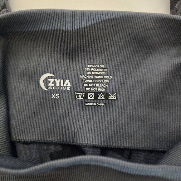 Zyia Dark Gray Leggings With Camo Detail Down The Side Size XS A6 - Picture 3 of 4